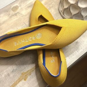 Rothy’s point flats